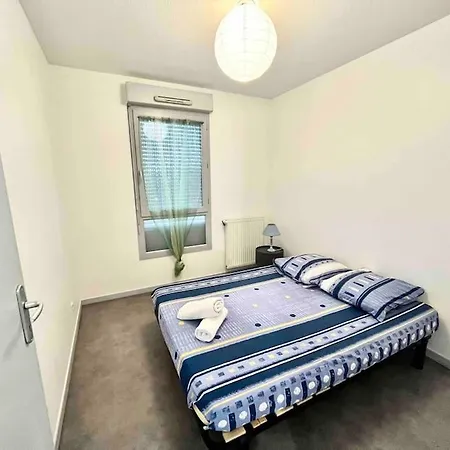 Appart' Lumineux/terrasse/piscine/proche Centre شقة *