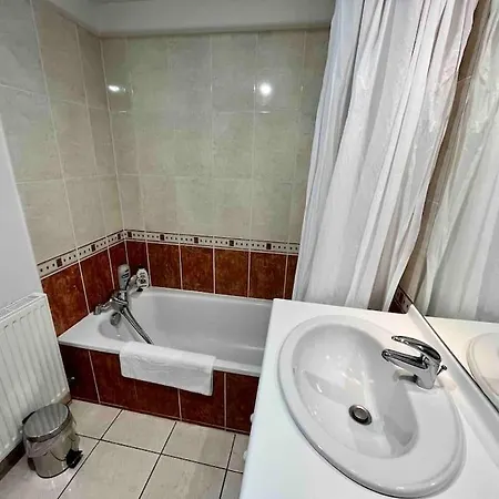 Appart' Lumineux/terrasse/piscine/proche Centre شقة فالنسيا